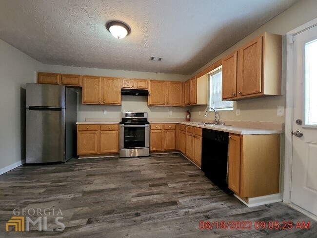 Building Photo - 10981 Big Sky Dr