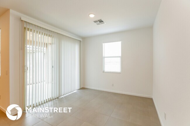 Foto del edificio - 10916 S 55th Ln