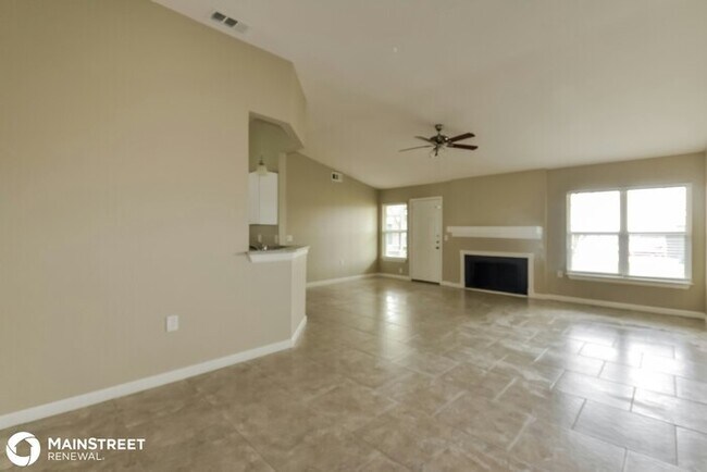 Building Photo - 14619 Hillside Rdg, San Antonio, TX 78233
