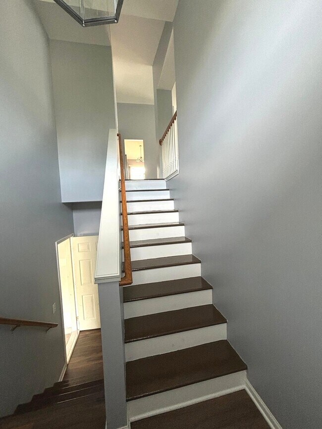 Foto del edificio - 3143 Ollerton Ave