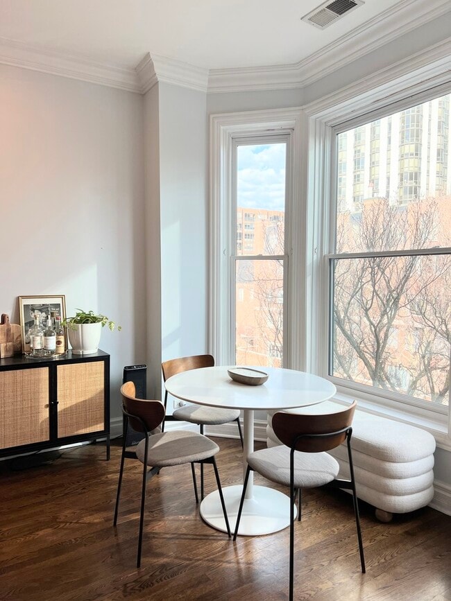 Foto del edificio - 1704 N Wells St