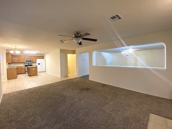 Foto del edificio - 6501 Bridgewood Dr
