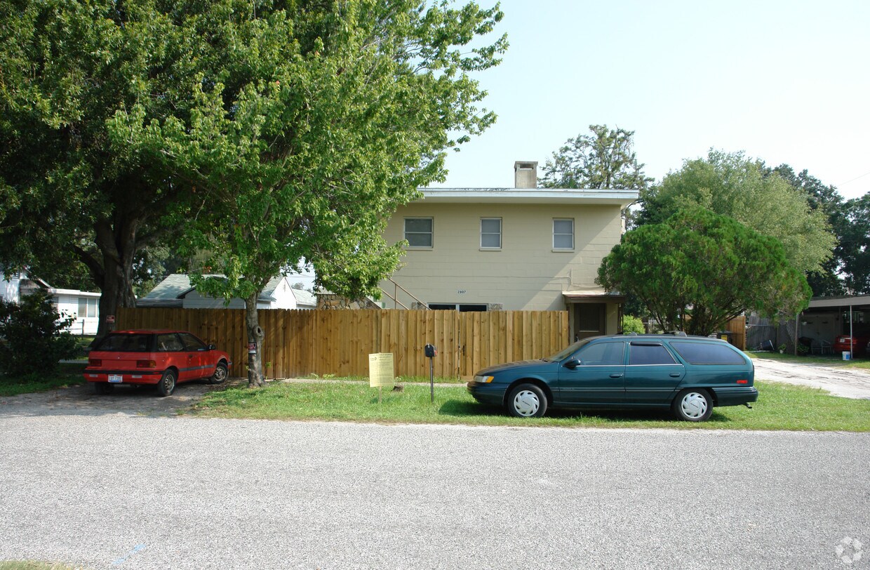 Foto del edificio - 2807 41st Ave N