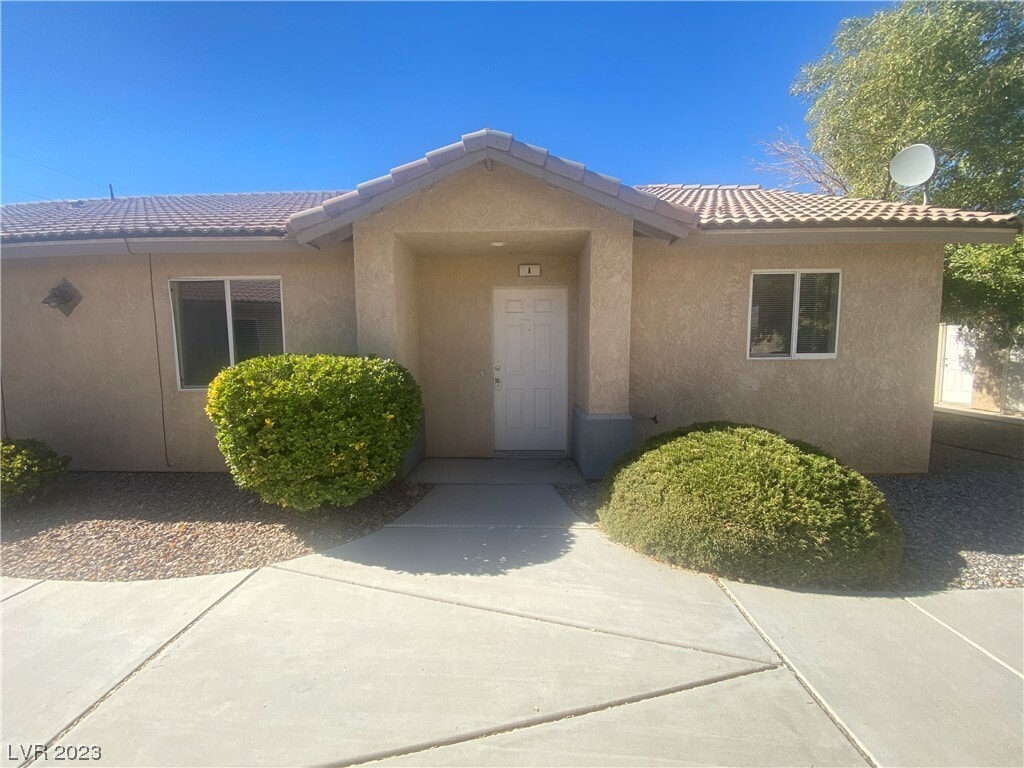 2501 E Ambush St, Pahrump, NV 89048 Townhome Rentals in Pahrump NV