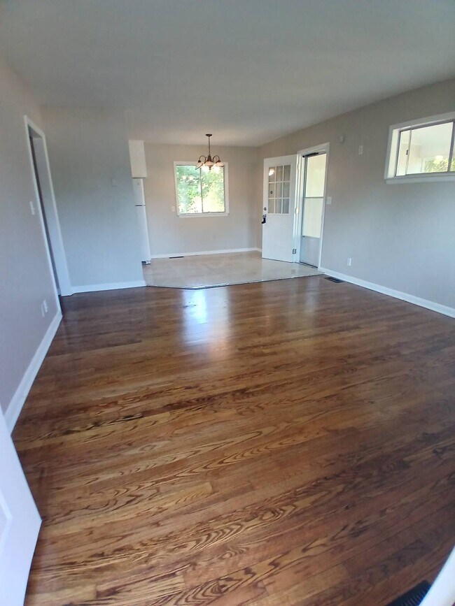 Foto del edificio - 8406 E Brainerd Rd