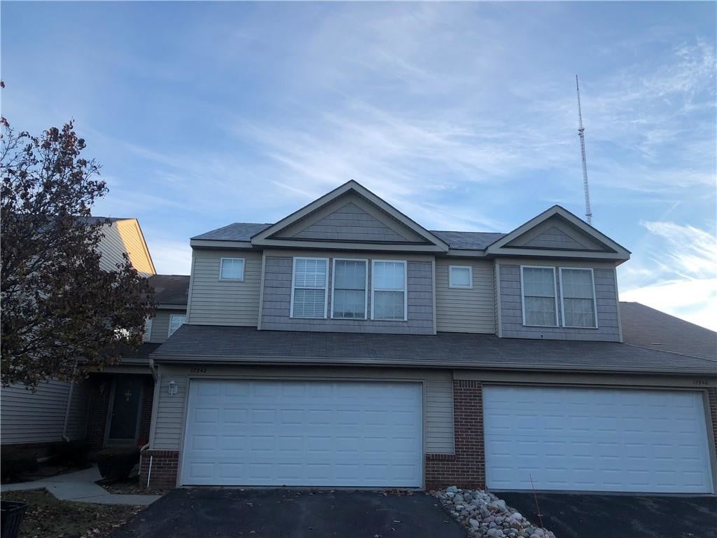 Primary Photo - 17542 Gateway Cir