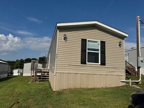 Building Photo - 815 Austin Way
