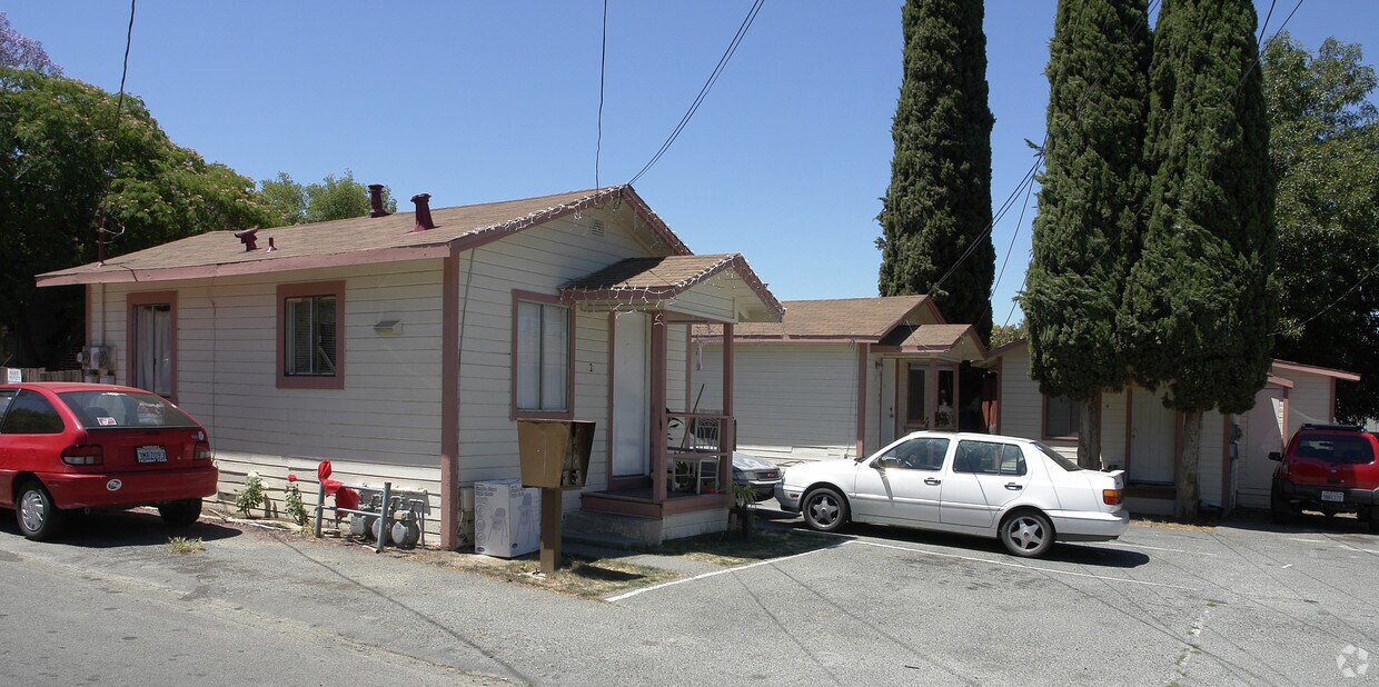 Building Photo - 88 Madison