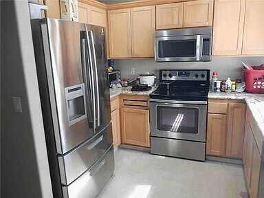 Foto del edificio - 4701 NE 23rd St