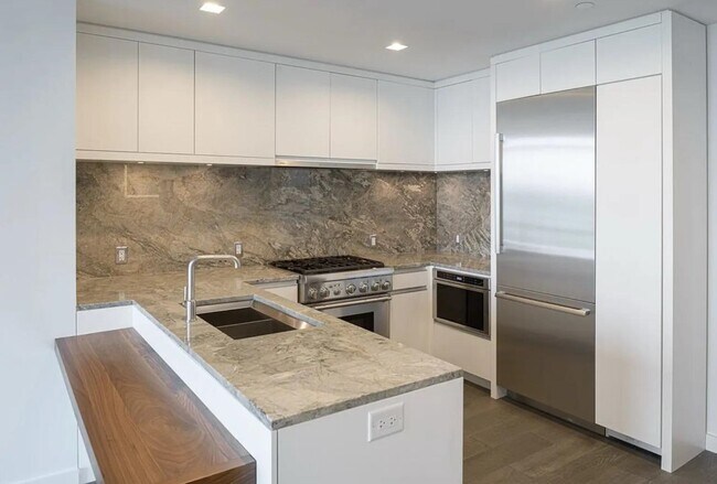 Foto del edificio - 320 Adolphus Ave