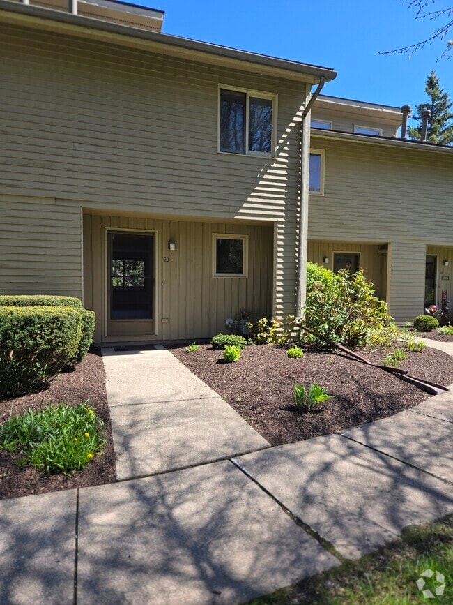 Building Photo - 29 4th Ave