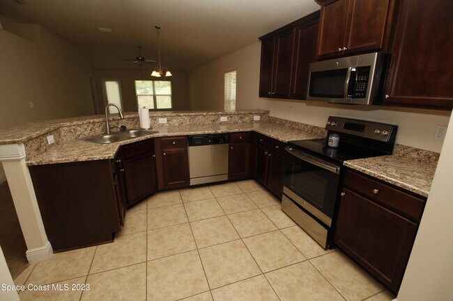 Foto del edificio - 1034 Breakaway Trail