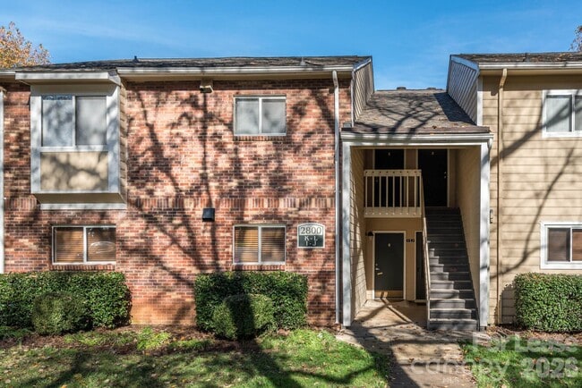 Foto del edificio - 2800 Heathstead Place