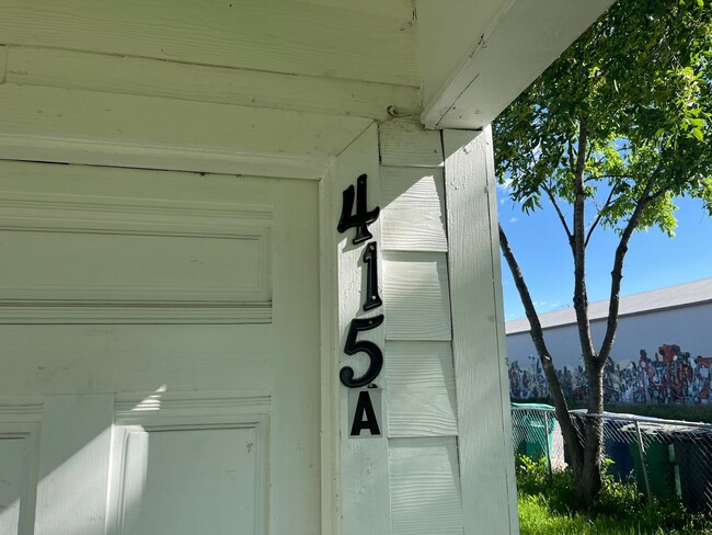 Foto del edificio - 415 "A" Elmwood Dr., San Antonio, TX. 78212