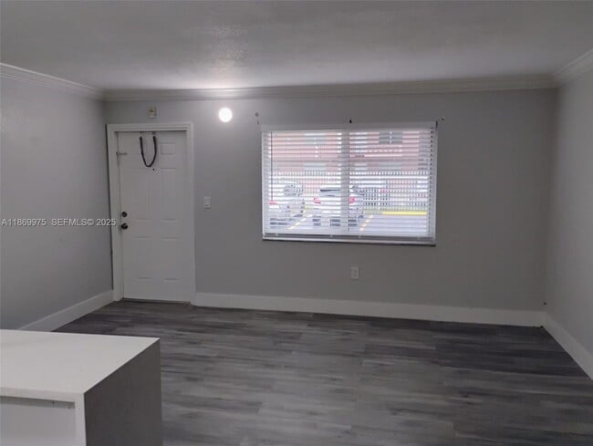 Building Photo - 505 NW 177th St