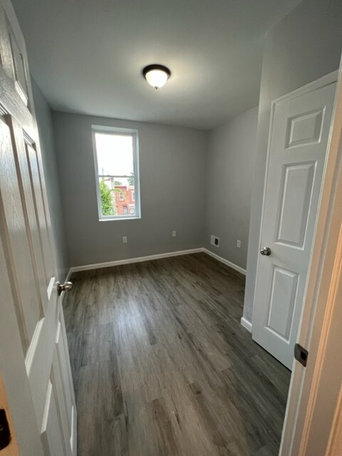Building Photo - 2815 N 26th St