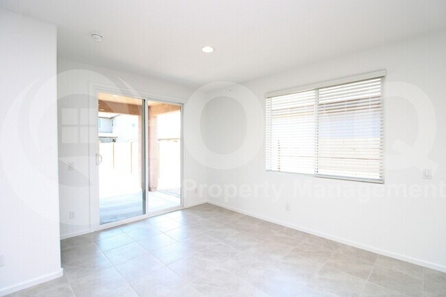 Foto del edificio - 5928 S 25th Dr