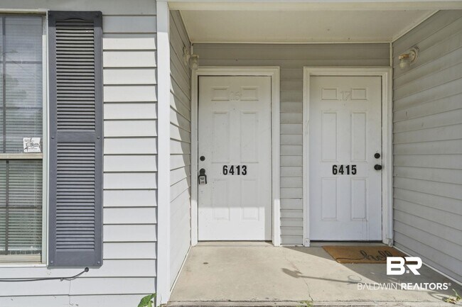 Foto del edificio - 6413 Schoel Ln