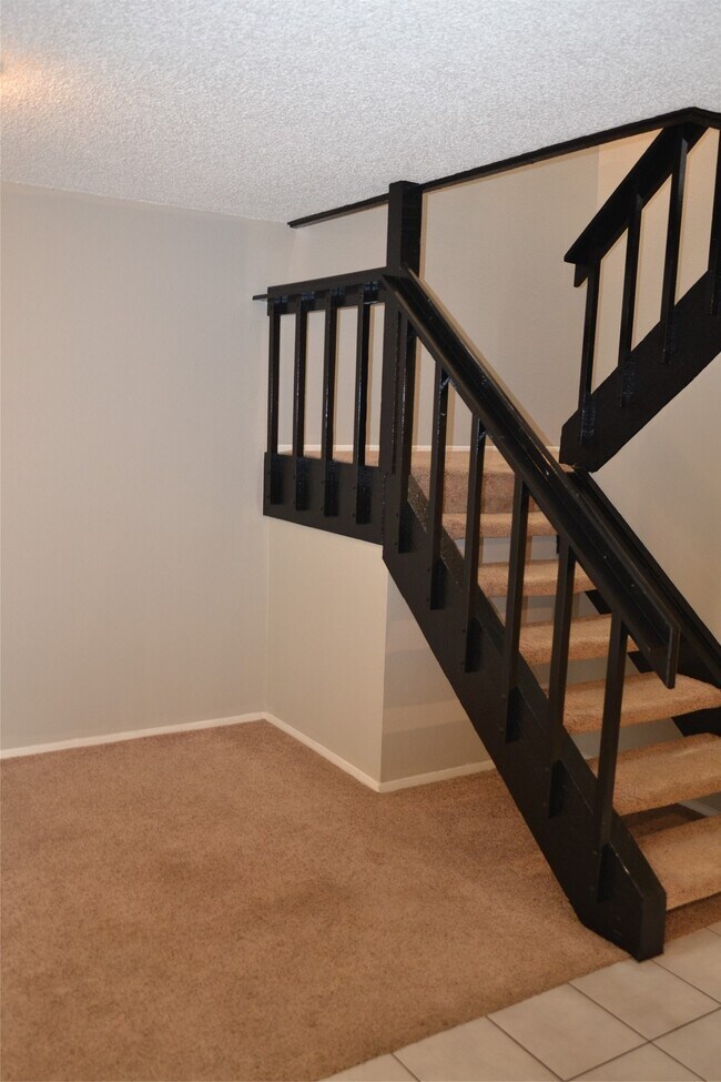 Building Photo - 3252 Windchase Blvd