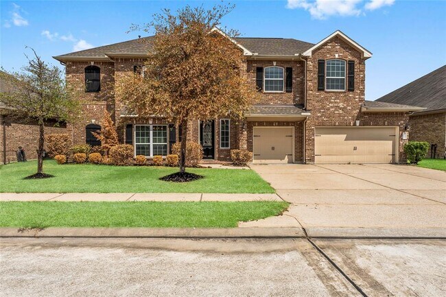 Building Photo - 30806 Academy Trace Dr