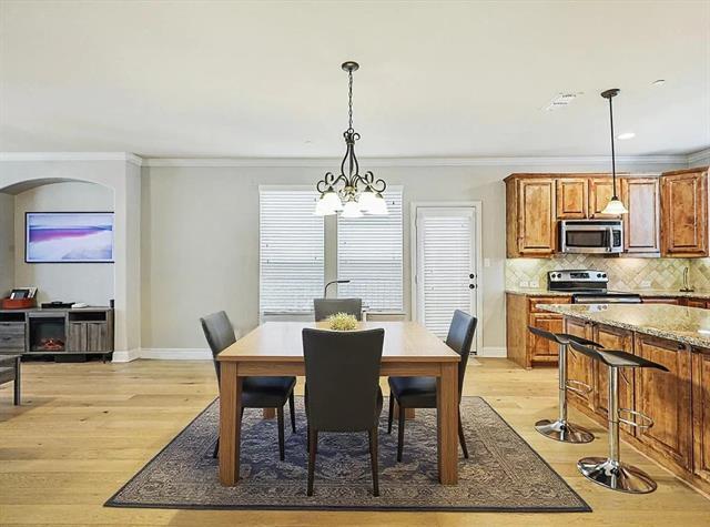 Foto del edificio - 2500 Rockbrook Dr