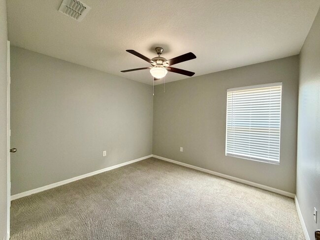 Building Photo - 687 Gila Dr