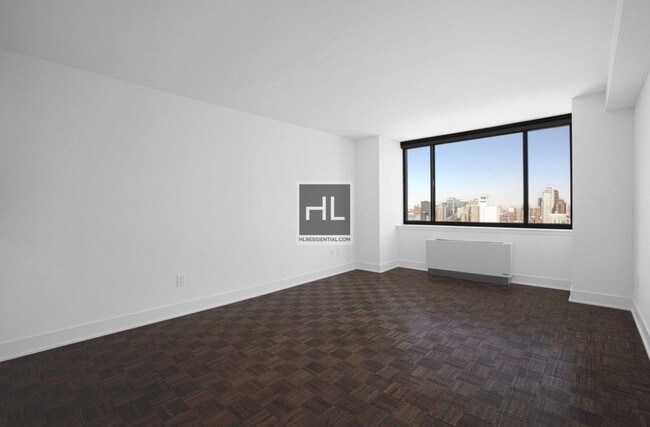 Building Photo - 420 W 42nd St