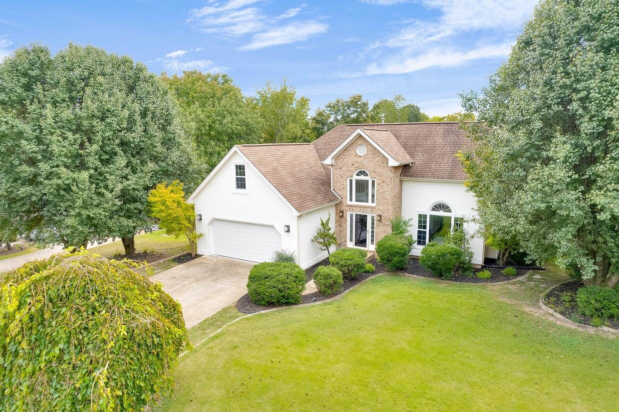 2302 Chimney Hills Dr, Soddy Daisy, TN 37379 House Rental in Soddy