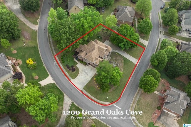 Foto del edificio - 1200 Grand Oaks Cove
