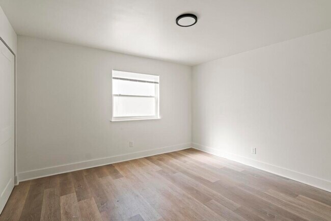 Foto del edificio - Greenway Trail Apartments