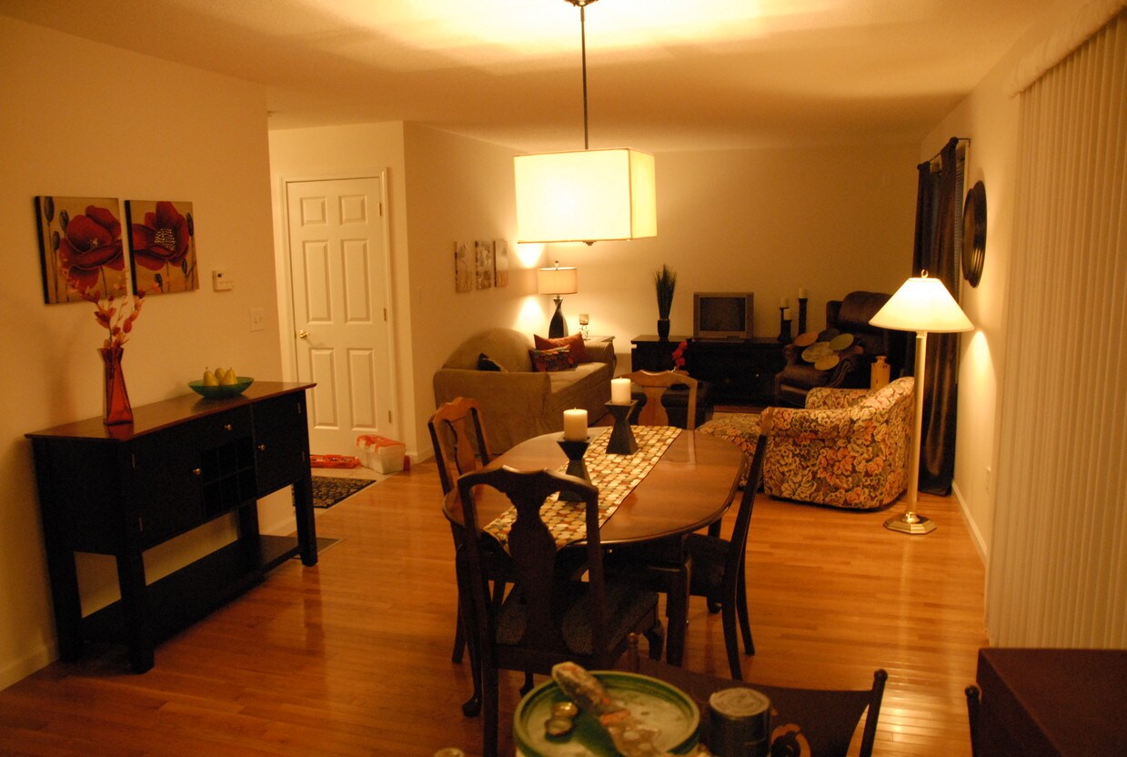 135 New Britain Ave, Plainville, CT 06062 Condo for Rent in