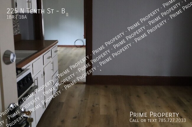 Foto del edificio - 225 N Tenth St-B