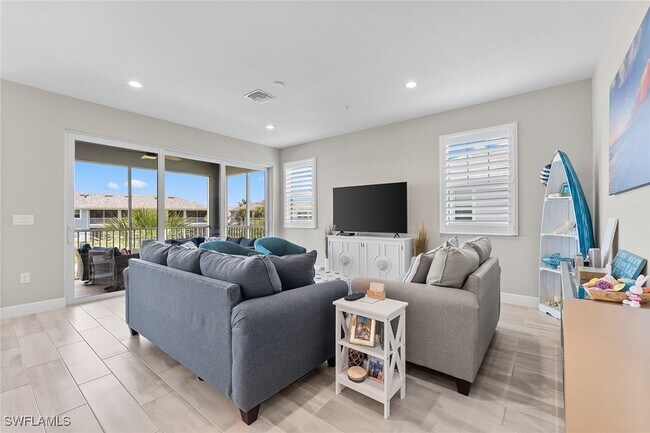 Building Photo - 2609 Seychelles Cir