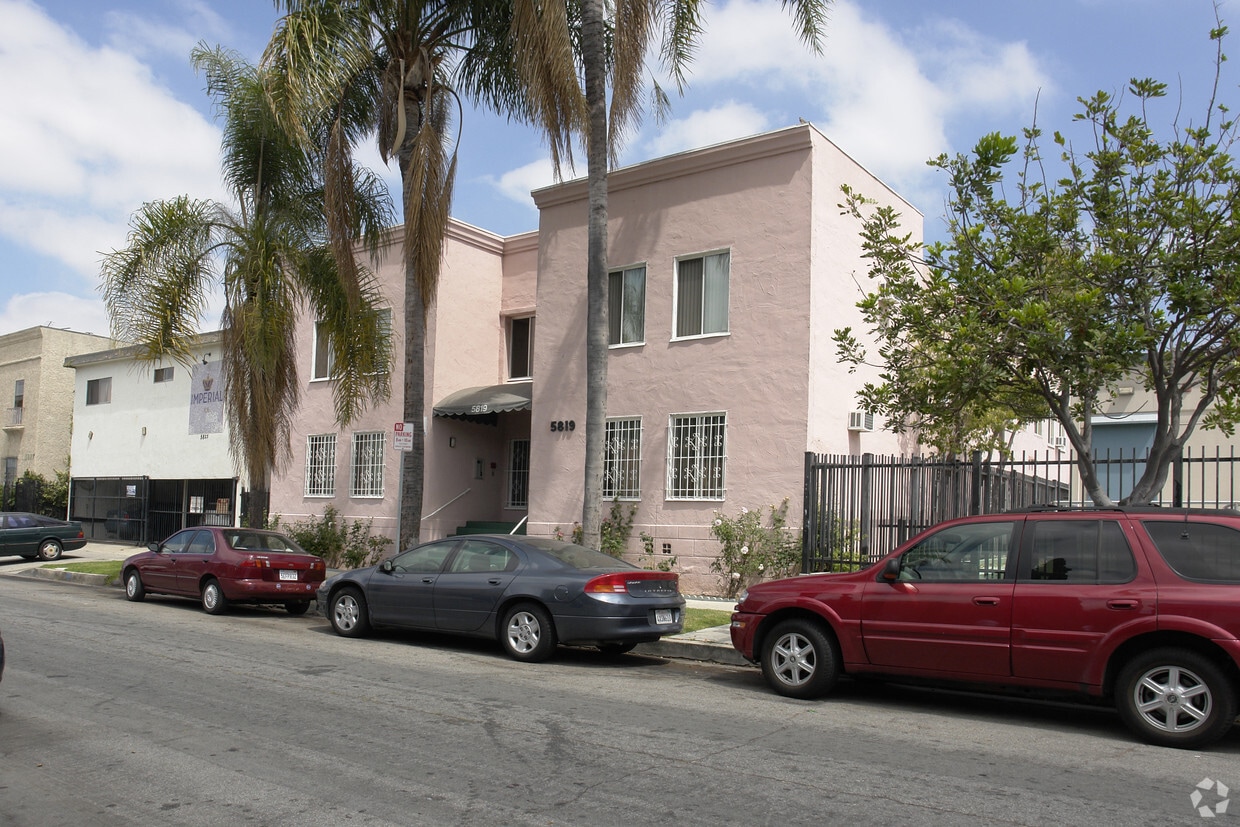 Building Photo - 5819 Gregory Ave