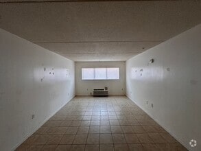 Building Photo - 452 Racine Dr