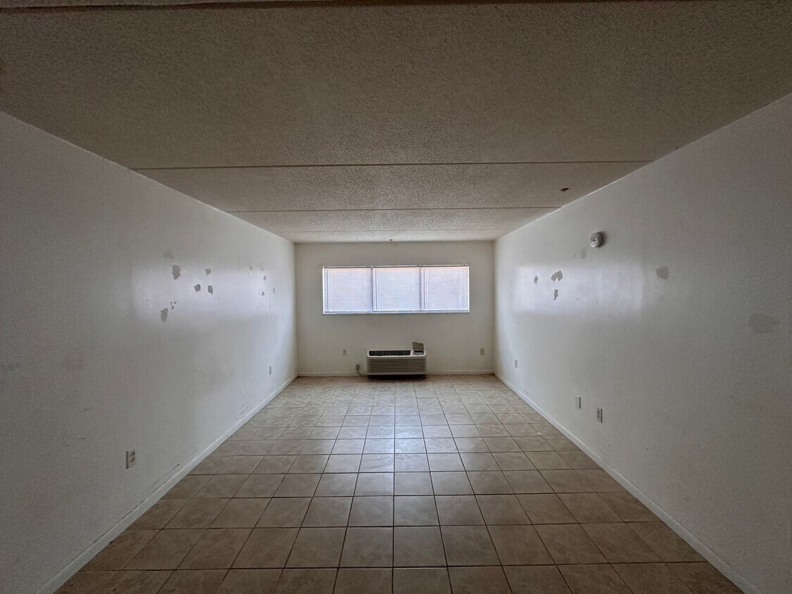Foto principal - 1 Bedroom Condo