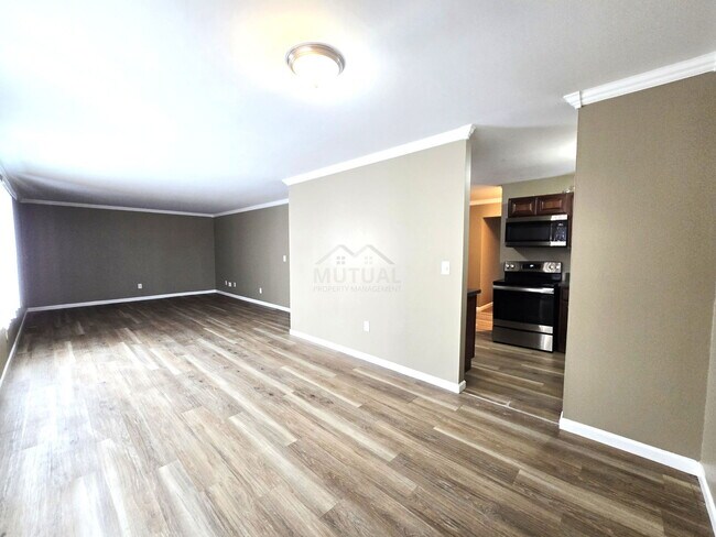 Foto del edificio - 30240 Southfield Rd