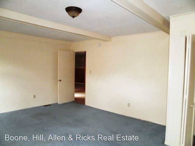 Foto del edificio - 4 br, 2.5 bath House - 2800 Jason Drive