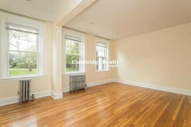 Foto del edificio - 286 Chestnut Hill Ave