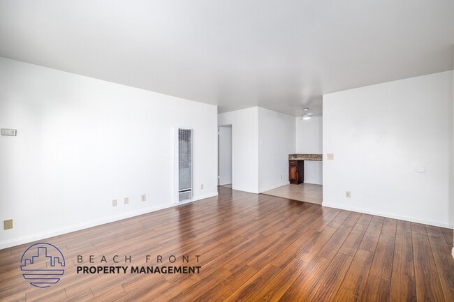 Foto del edificio - 2422 E. 11th St.