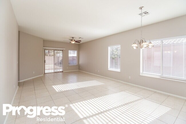 Foto del edificio - 30189 N Royal Oak Way