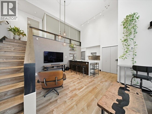 Building Photo - 2792 Prince Edward St