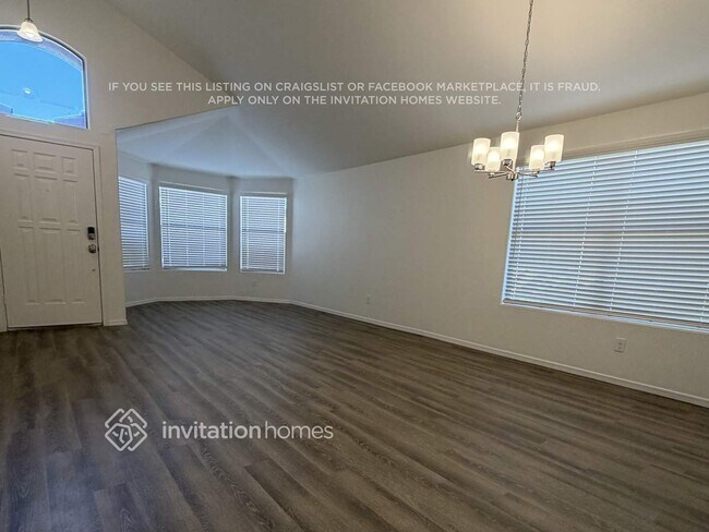 Foto del edificio - 1785 E Tyson St