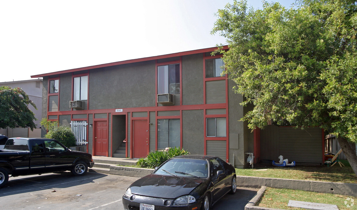 Building Photo - 8145 Philbin