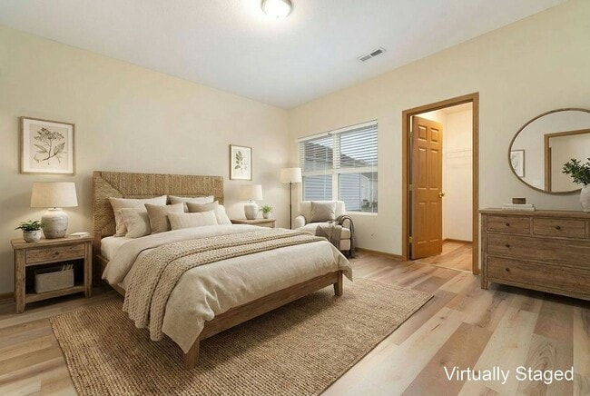 Foto del edificio - Beautifully Updated Single Family in a Private Community