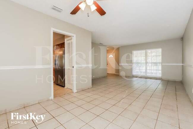 Building Photo - 1407 Mistyglen Lane