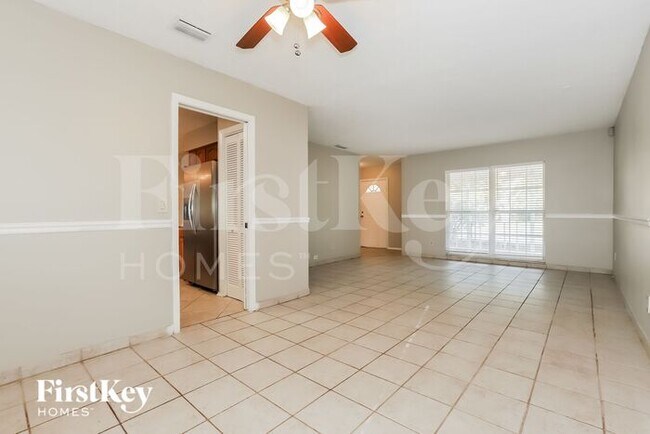 Foto del edificio - 1407 Mistyglen Lane