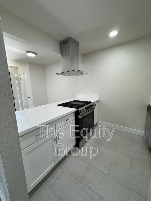 Foto del edificio - 3515 W Campus Ave.