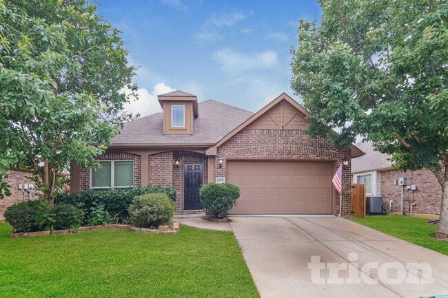 Building Photo - 1208 Ponderosa Drive