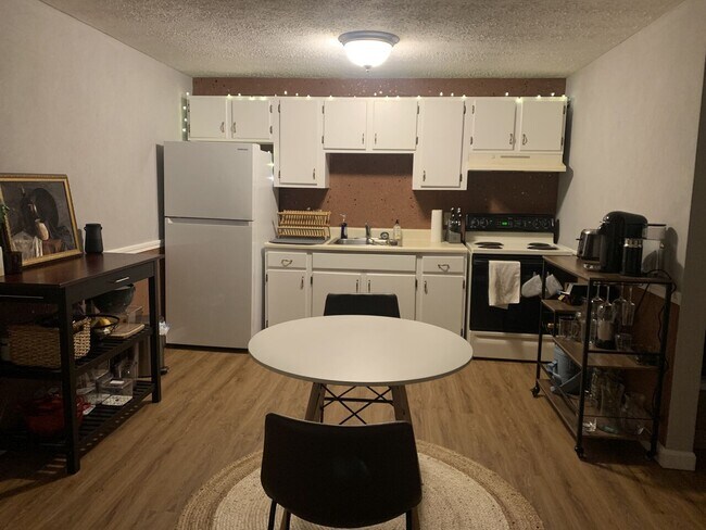 Foto del edificio - HR - 535 Calef 26